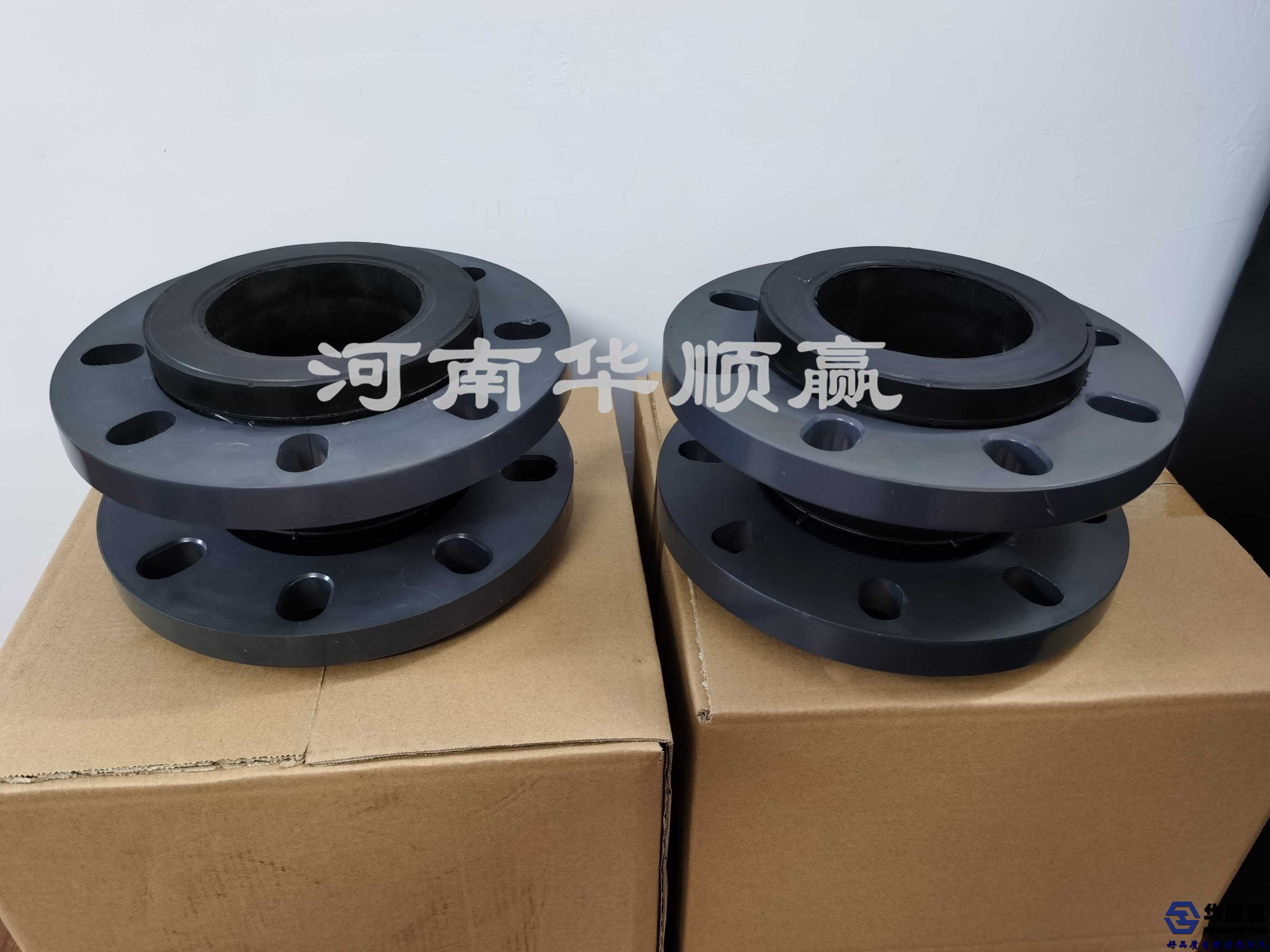 可曲撓橡（xiàng）膠軟接（jiē）頭（tóu）, 橡膠軟接頭安裝（zhuāng）圖（tú）片 ,不鏽鋼法蘭橡膠軟（ruǎn）接頭, 橡膠軟（ruǎn）接頭圖片, 可曲撓橡膠軟接頭作用,