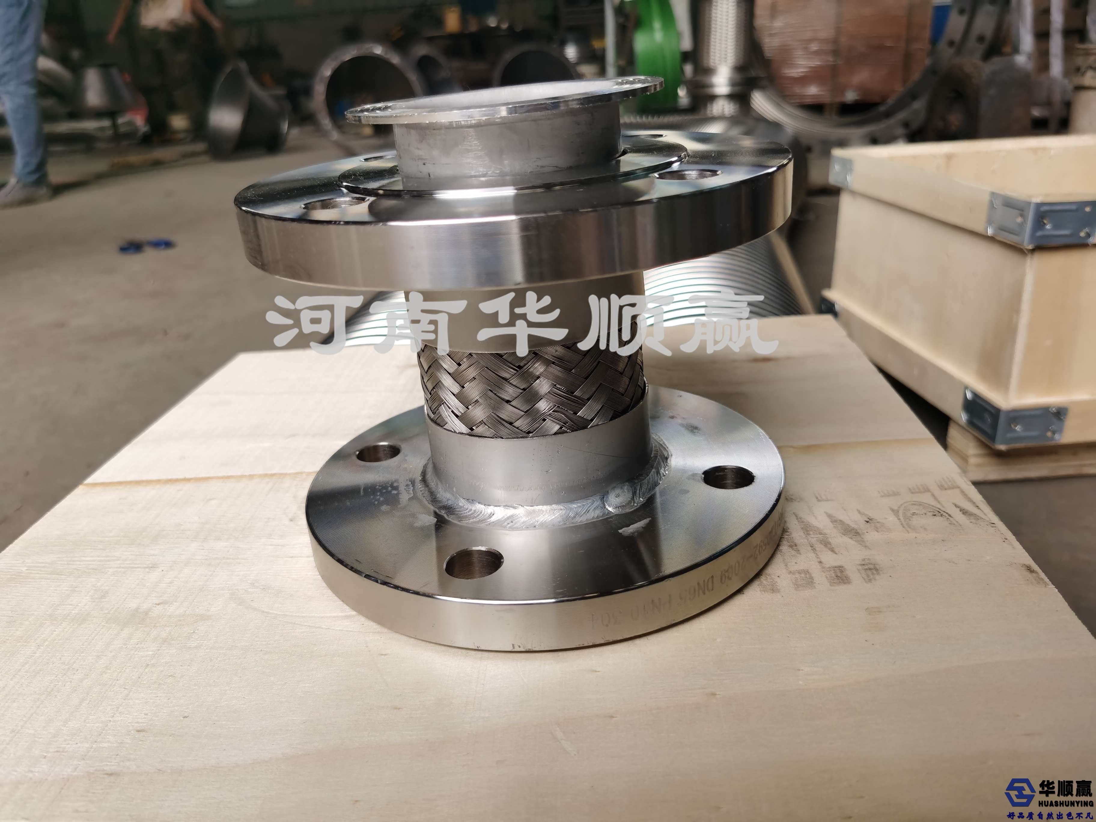 金（jīn）屬軟管接頭,金屬伸縮軟管,不鏽鋼（gāng）波紋軟管（guǎn）,不鏽鋼軟連接管