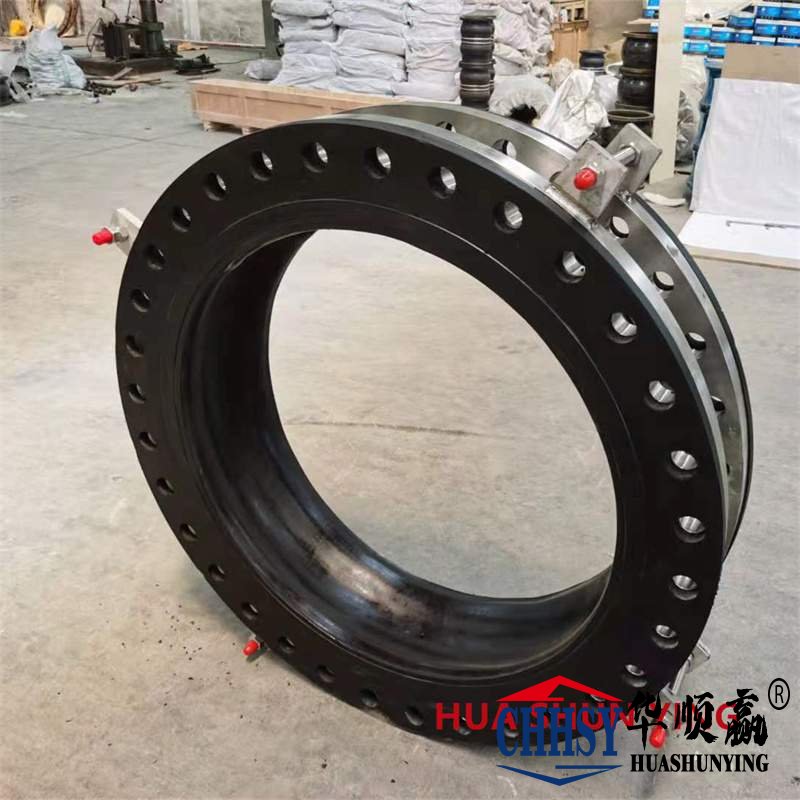 大翻（fān）遍端麵橡膠接（jiē）頭，碳鋼法蘭橡（xiàng）膠接頭，循環水係統（tǒng）橡（xiàng）膠軟連（lián）接
